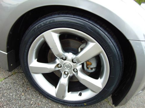 Used 2007 Nissan 350Z Enthusiast w/ Cargo Convenience Pkg RWD image 39
