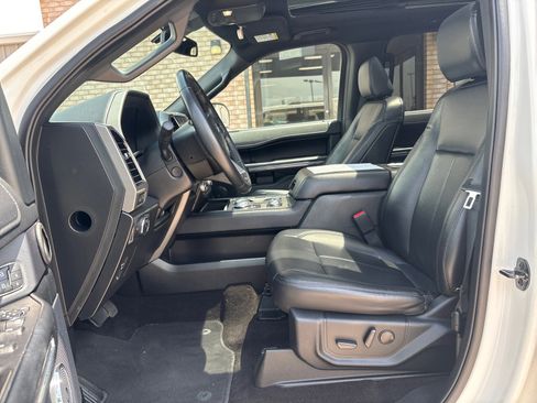 Used 2021 Ford Expedition Max XLT AWD/4WD image 3