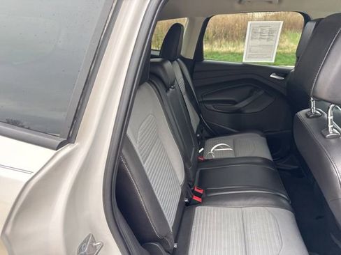 Used 2017 Ford Escape Titanium image 22