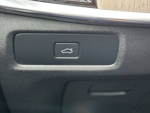 Certified 2023 Volvo S90 B6 Plus w/ Protection Package Premier image 33