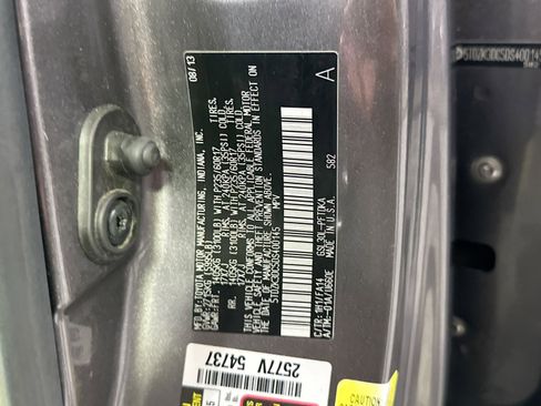 Used 2013 Toyota Sienna L w/ Towing Pkg image 38