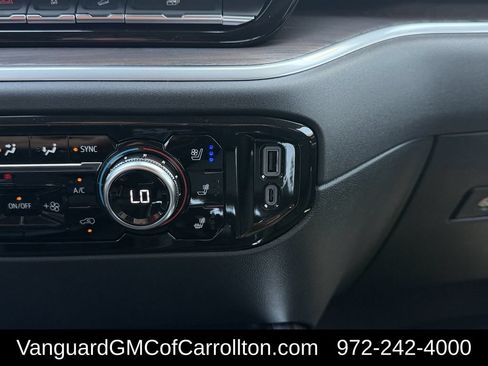 New 2026 GMC Sierra 1500 SLT AWD/4WD image 17