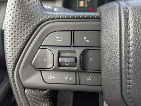 New 2025 Toyota Tacoma SR5 image 12