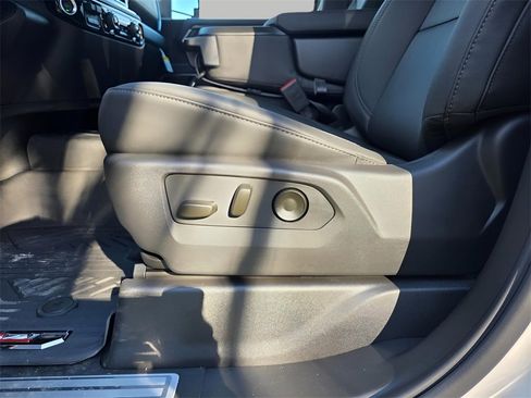 New 2026 Chevrolet Silverado 2500 LT w/ Texas Edition image 27