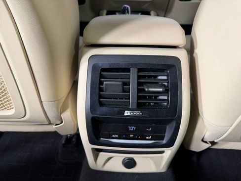 Used 2019 BMW X3 sDrive30i w/ Driving Assistance Package RWD image 29
