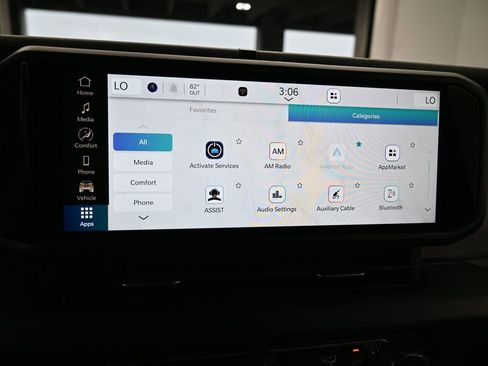 Used 2024 Jeep Gladiator Sport image 19