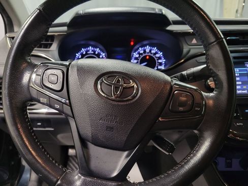 Used 2016 Toyota Avalon XLE image 19
