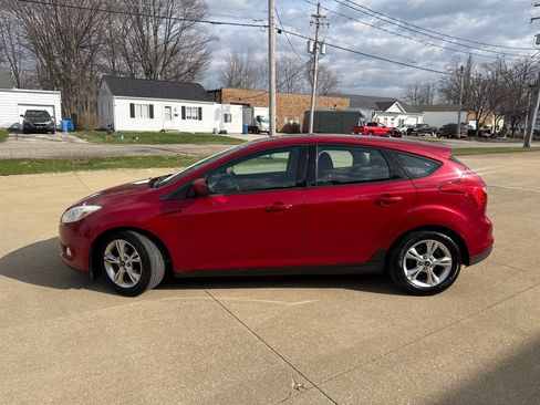 Used 2012 Ford Focus SE FWD image 4