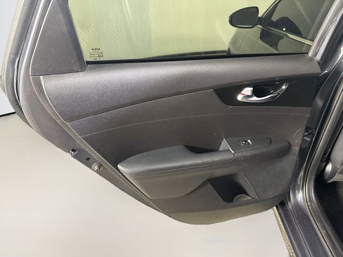 Used 2021 Kia Forte EX image 26