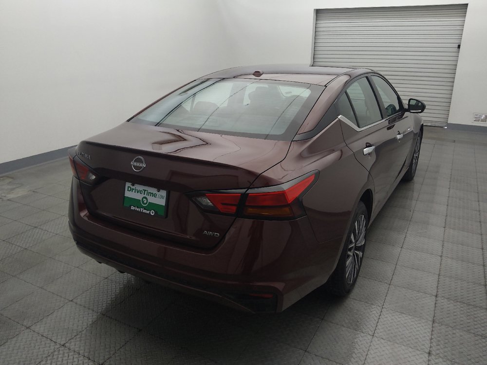 Used 2025 Nissan Altima 2.5 SV AWD/4WD image 7