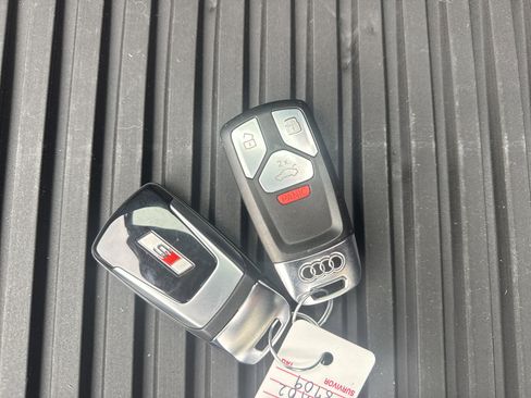 Used 2022 Audi S5 Premium image 27