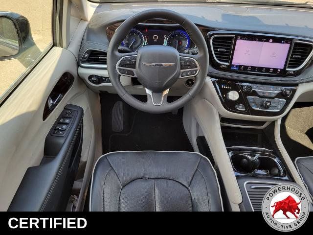 Used 2023 Chrysler Pacifica Limited FWD image 21