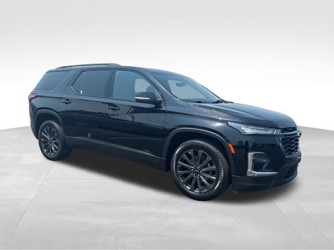Used 2023 Chevrolet Traverse RS AWD/4WD image 7