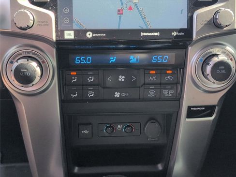 Used 2020 Toyota 4Runner Limited image 21