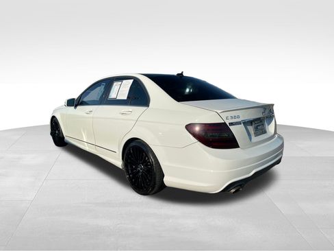 Used 2014 Mercedes-Benz C 300 4MATIC Sedan image 11