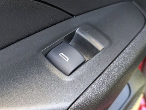 New 2026 Chevrolet Trax RS w/ Sunroof Package image 23