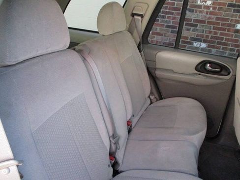 Used 2007 Chevrolet TrailBlazer LS w/ Skid Plate Package AWD/4WD image 21