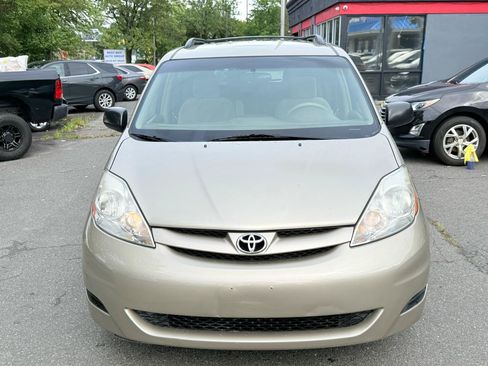 Used 2008 Toyota Sienna LE FWD image 10