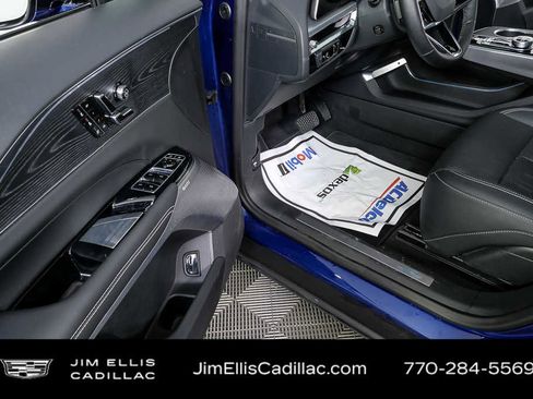 Certified 2024 Cadillac Lyriq Sport image 8
