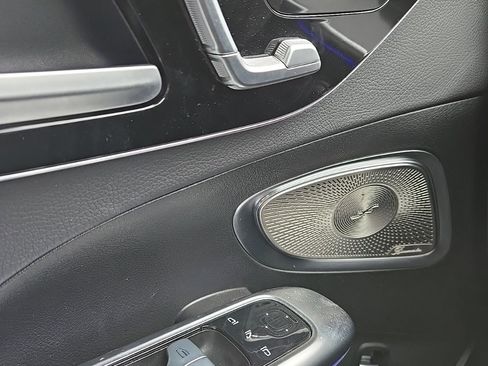 Certified 2025 Mercedes-Benz C 300 4MATIC Sedan image 10