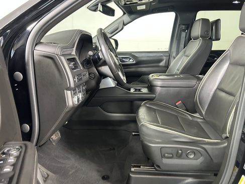 Used 2021 GMC Yukon SLT w/ SLT Luxury Plus Package AWD/4WD image 11