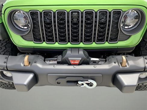 New 2025 Jeep Wrangler Rubicon 392 image 16