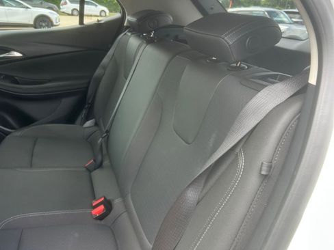 Used 2025 Buick Encore GX Preferred FWD image 36