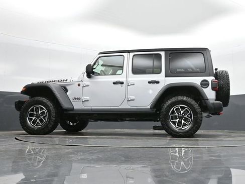 Used 2024 Jeep Wrangler Unlimited Rubicon w/ Capability Package AWD/4WD image 44