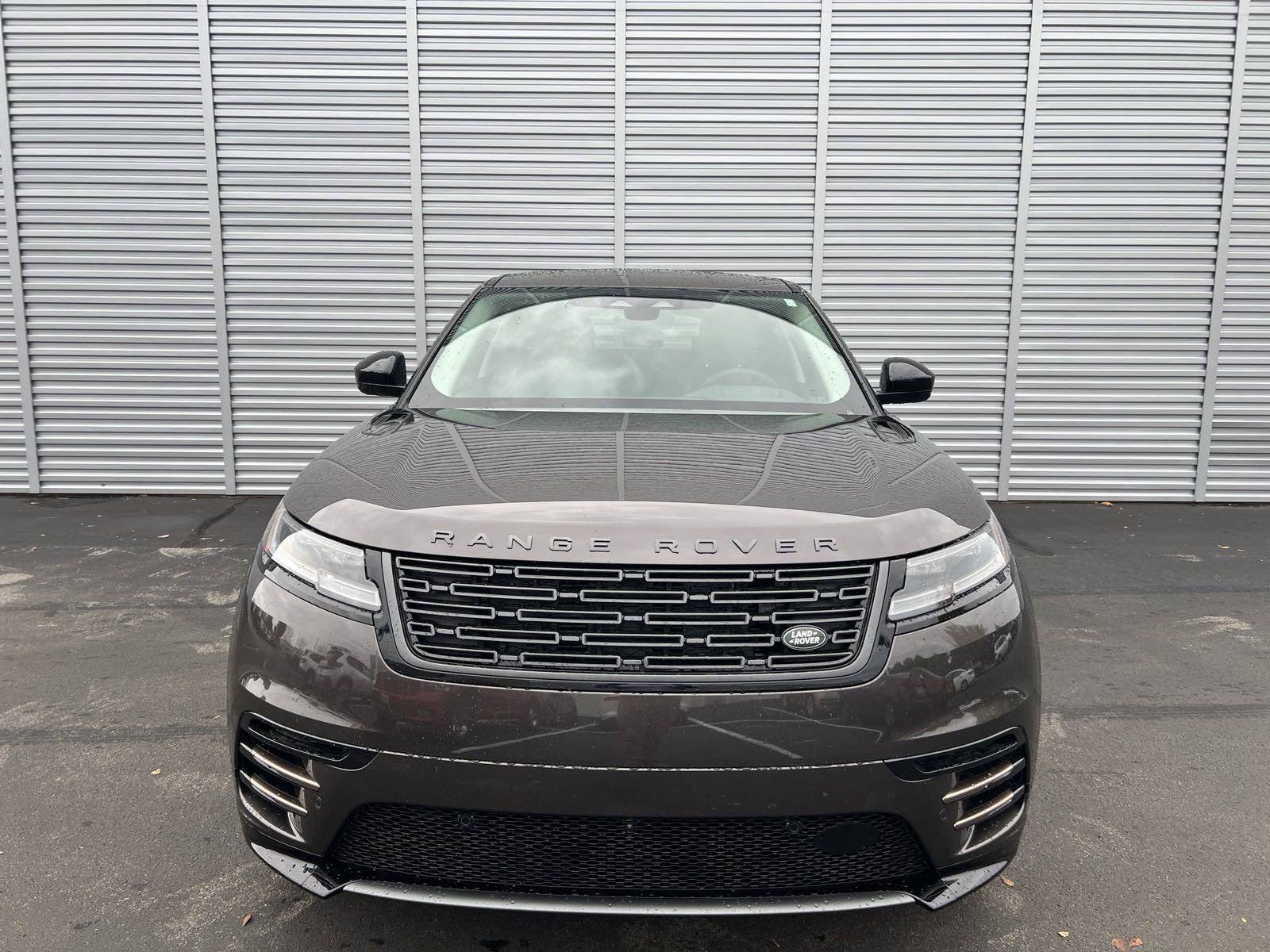 New 2025 Land Rover Range Rover Velar Dynamic SE AWD/4WD image 8