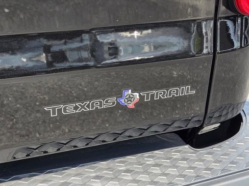 New 2025 Jeep Gladiator Sport image 8