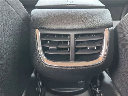 Used 2024 Chevrolet Malibu LT FWD image 16
