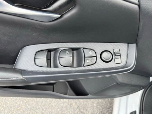 New 2025 Nissan Sentra SV image 11