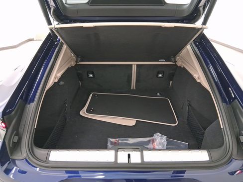 New 2026 Porsche Panamera image 34