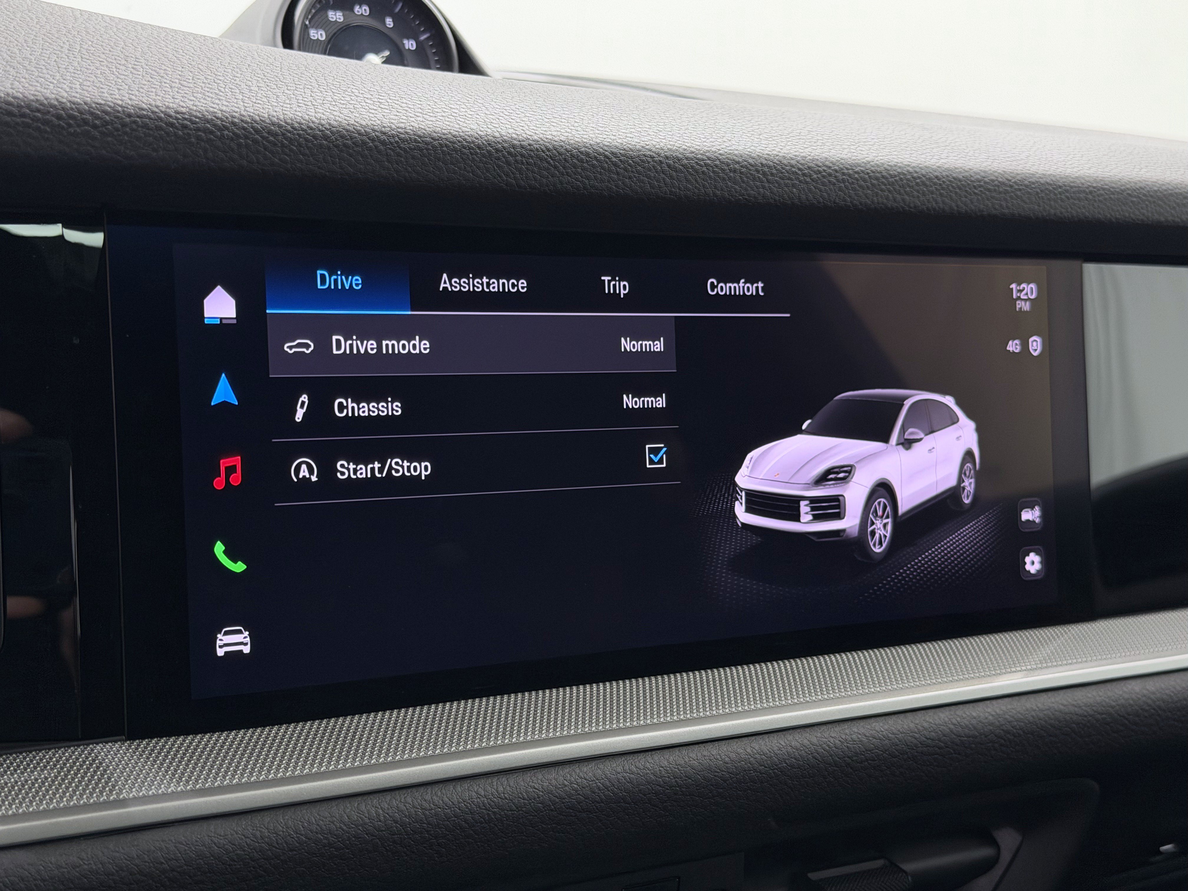 Certified 2024 Porsche Cayenne Coupe AWD/4WD image 43