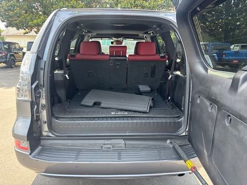 Used 2023 Lexus GX 460 Premium w/ Premium Package AWD/4WD image 6