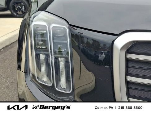 Certified 2024 Kia Telluride SX Prestige w/ Towing Package AWD/4WD image 11