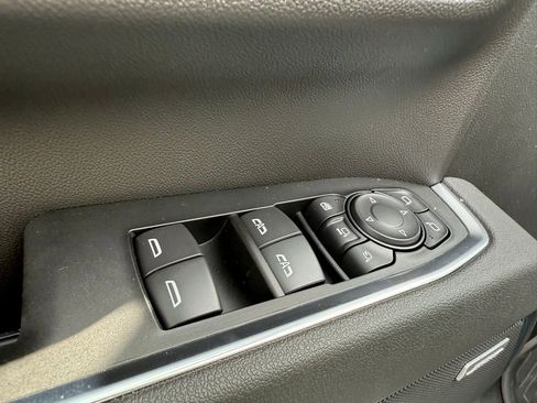 New 2026 GMC Sierra 2500 SLT image 21