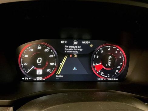 Used 2020 Volvo S60 T6 Momentum AWD/4WD image 19