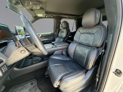 Used 2024 Lincoln Navigator Black Label AWD/4WD image 30