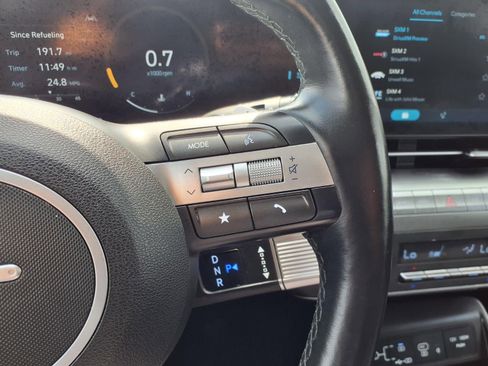 Used 2024 Hyundai Kona Limited image 17