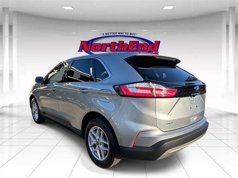 Used 2024 Ford Edge SEL image 5