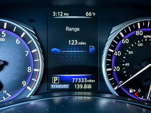 Used 2017 INFINITI Q50 3.0t Premium w/ Cargo Package (L95) image 26