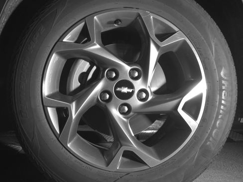 Used 2025 Chevrolet Trax LT FWD image 12