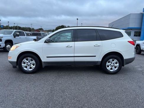 Used 2012 Chevrolet Traverse LS image 4