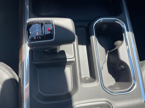 New 2026 GMC Sierra 1500 Elevation w/ Elevation Premium Package AWD/4WD image 16