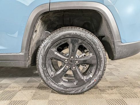 New 2026 Jeep Grand Cherokee Limited w/ Limited Altitude Package AWD/4WD image 13