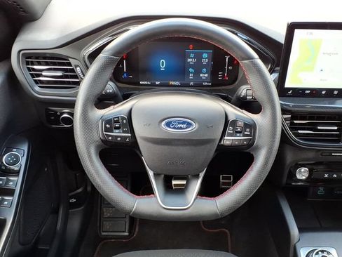 Certified 2023 Ford Escape ST-Line w/ Tech Pack #1 AWD/4WD image 28