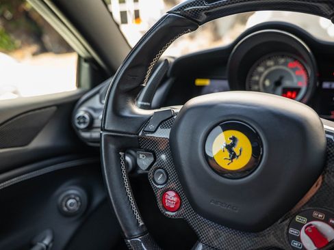 Used 2017 Ferrari 488 GTB image 17