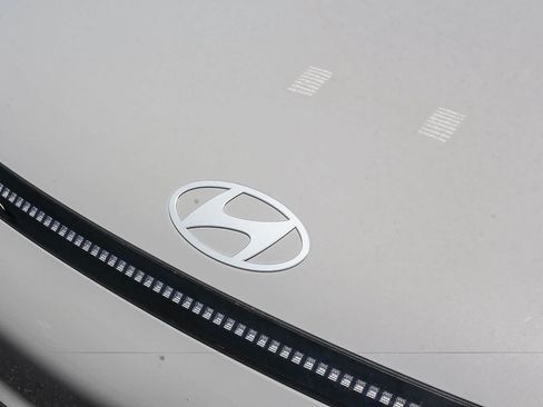 Certified 2024 Hyundai Kona SE FWD image 14