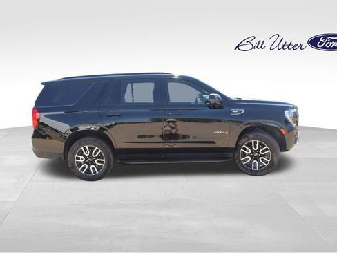 Used 2023 GMC Yukon AT4 AWD/4WD image 4